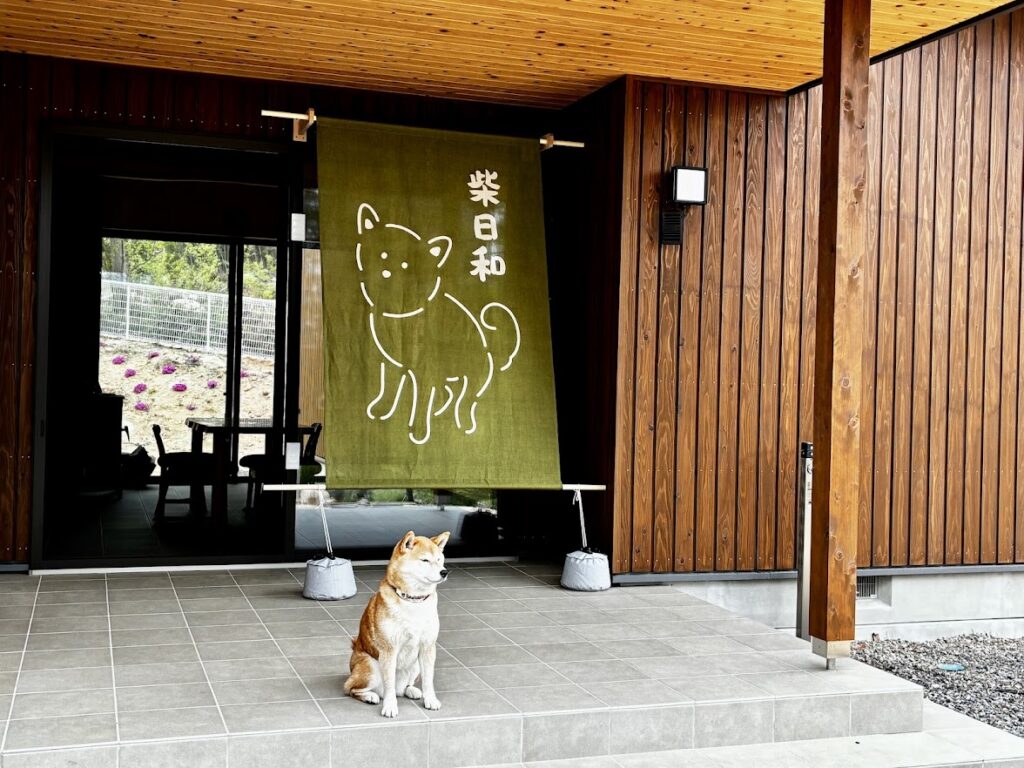 日除け幕 麻（伊平織） デザインあり 利休 W120xH190cm 1連 袋縫 防炎